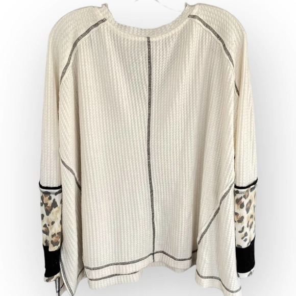 WE The Free People Oversized Waffle Knit Shirt Animal Print Ivory Size XS - Picture 7 of 12